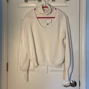 White fake turtleneck sweater
